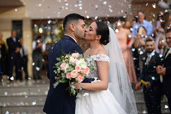 Όμορφος φθινοπωρινός γάμος στη Λευκωσία με ρομαντικά τριαντάφυλλα σε λευκές και peach αποχρώσεις │ Κατερίνα & Ερωτόκριτος