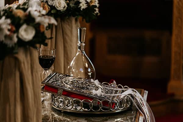 beautiful-summer-wedding-athens-roses-peach-white-hues_10