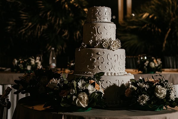 beautiful-summer-wedding-athens-roses-peach-white-hues_14