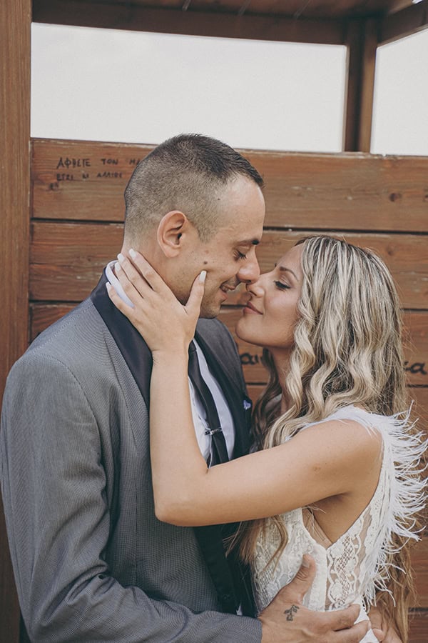 beautiful-summer-wedding-patra-pastel-roses-pampas-grass_01x