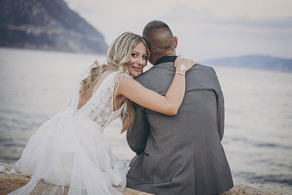 beautiful-summer-wedding-patra-pastel-roses-pampas-grass_23