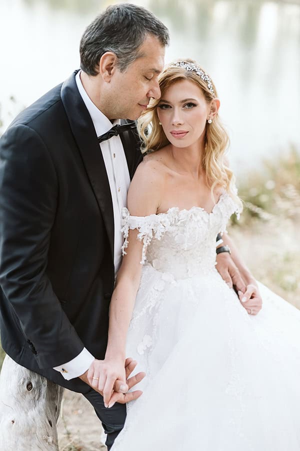 bloom-summer-wedding-athens-all-time-classic-white-hues_06