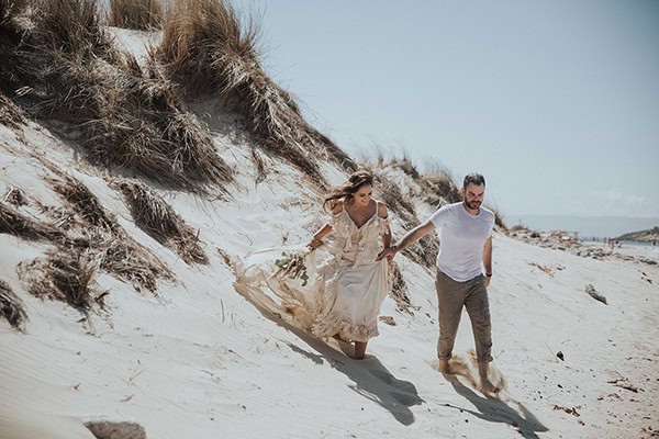 Μποέμ φθινοπωρινός γάμος με pampas grass και στάχυα │ Κέλλυ & Μάνος