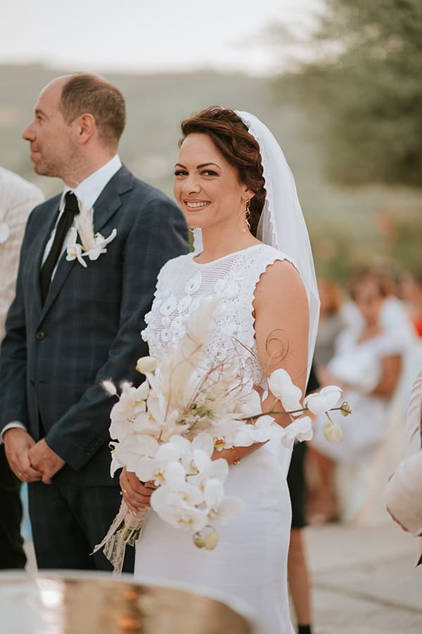 chic-boho-summer-wedding-heraklion-orchids-pampas-grass_15