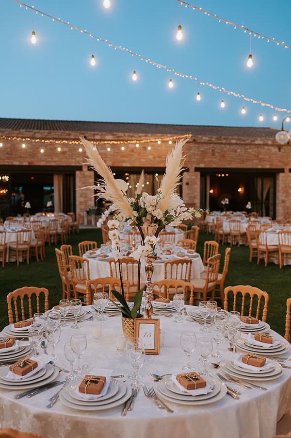 chic-boho-summer-wedding-heraklion-orchids-pampas-grass_18