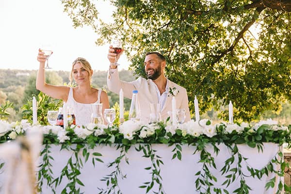 chic-summer-wedding-crete-all-white-romantic-florals_45