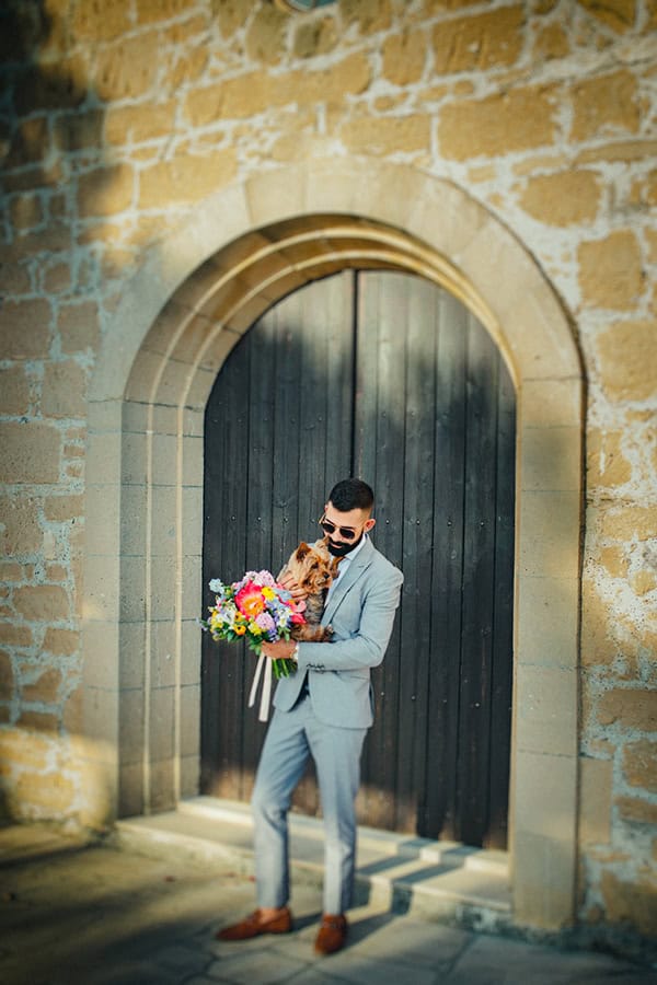 colorful-spring-wedding-galu-seaside-vivid-hues-modern-touches_03