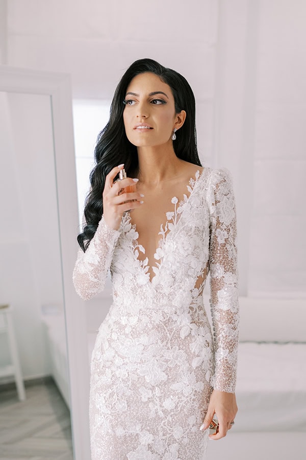 elegant-summer-wedding-rhodes-fairytale-floral-arrangemenets_06