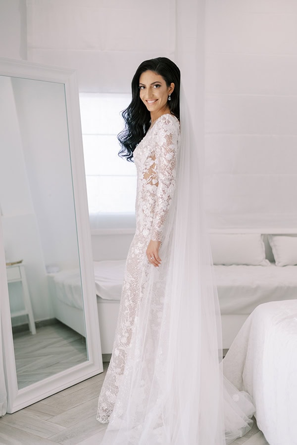 elegant-summer-wedding-rhodes-fairytale-floral-arrangemenets_07