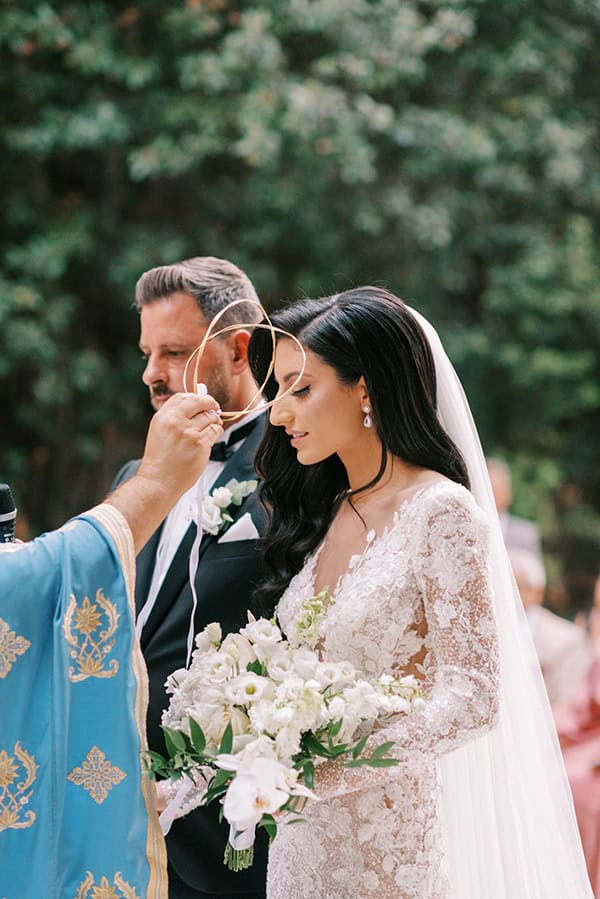 elegant-summer-wedding-rhodes-fairytale-floral-arrangemenets_37