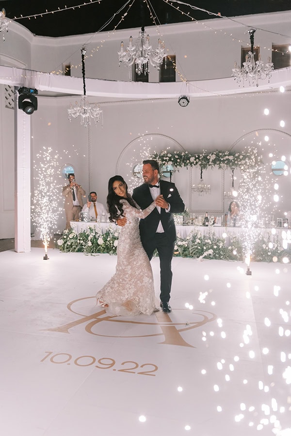 elegant-summer-wedding-rhodes-fairytale-floral-arrangemenets_55