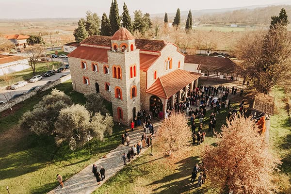 fairylale-winter-wedding-white-florals-magical-snapshots_09