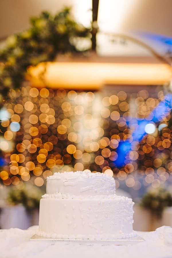 fairylale-winter-wedding-white-florals-magical-snapshots_17