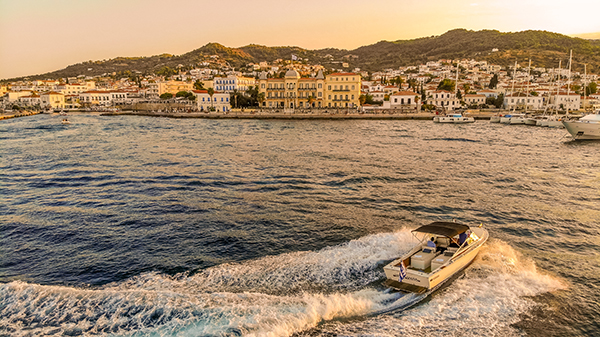 honeymoon-luxury-poseidonion-grand-hotel-spetses-island_17x