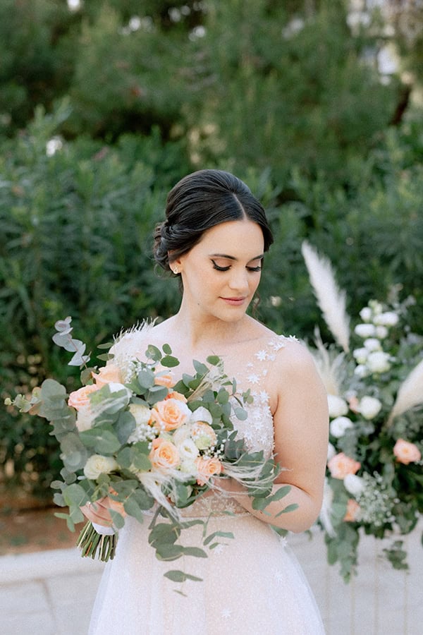 lovely-spring-wedding-athens-flowers-coral-white-tones_12