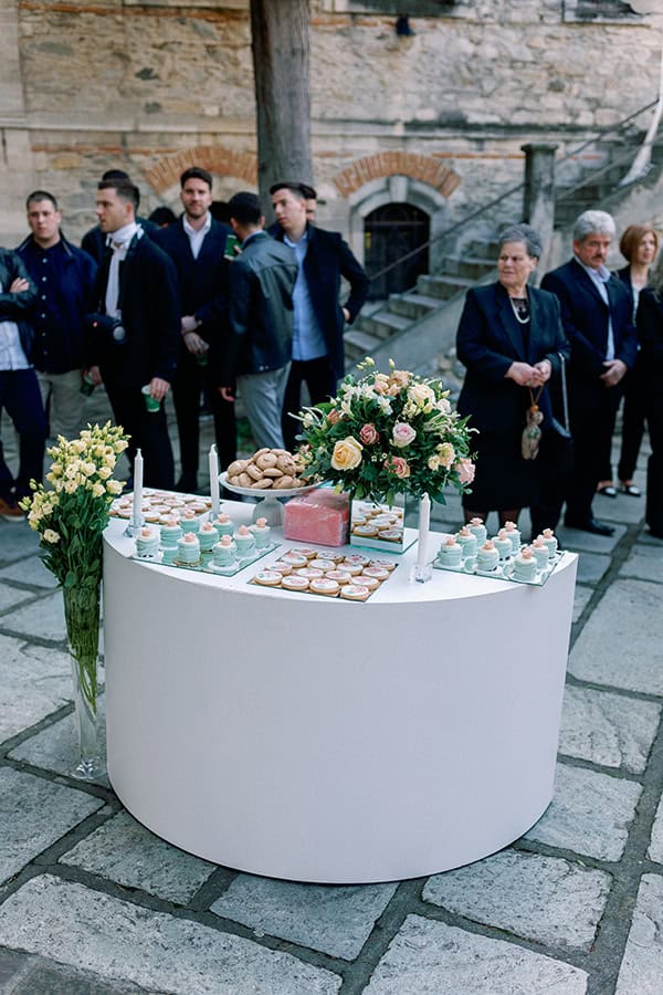 lovely-spring-wedding-kozani-roses-pastel-tones_14