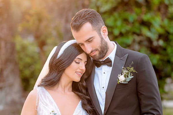 Υπέροχος ανοιξιάτικος γάμος στη Λευκωσία με λουλούδια σε ρομαντικές αποχρώσεις │ Μαρύλια & Μάριος