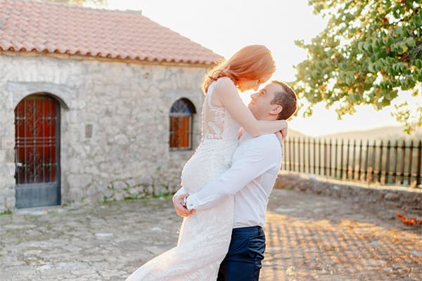 Υπέροχος καλοκαιρινός γάμος στο Αγρίνιο με λευκά τριαντάφυλλα και ευκάλυπτο │ Γεωργία & Γιώργος