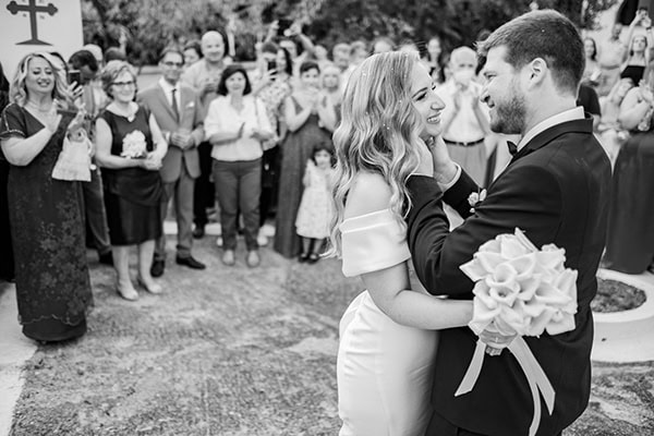 lovely-summer-wedding-drama-white-callas_25