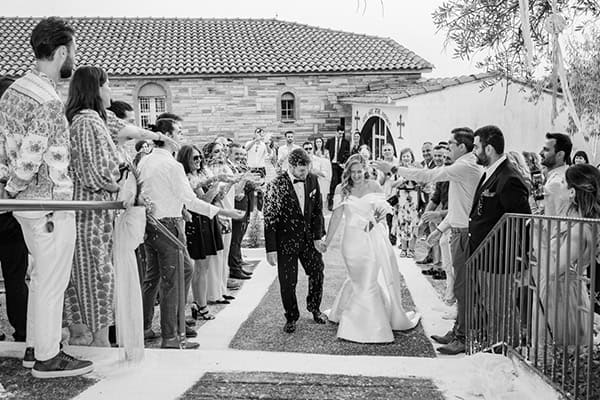 lovely-summer-wedding-drama-white-callas_31