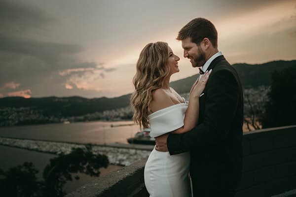 lovely-summer-wedding-drama-white-callas_35x