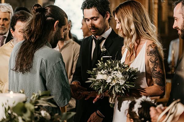 lovely-summer-wedding-kalamata-eucalyptus-olive-leaves_19x