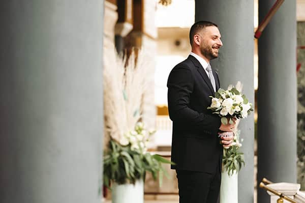 lovely-summer-wedding-larisa-pampas-grass-florals-mint-shades_10x