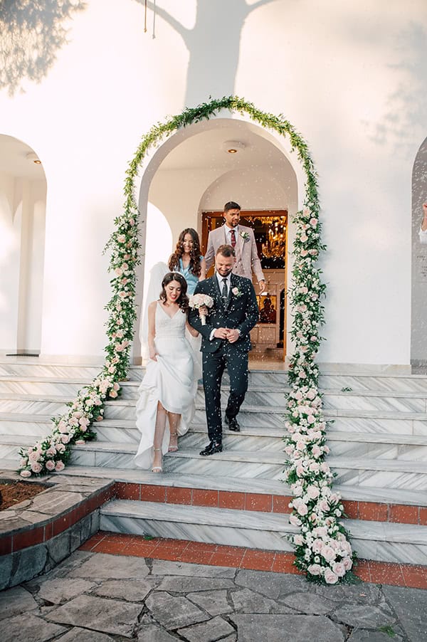 lovely-summer-wedding-thessaloniki-romantic-flowers_23