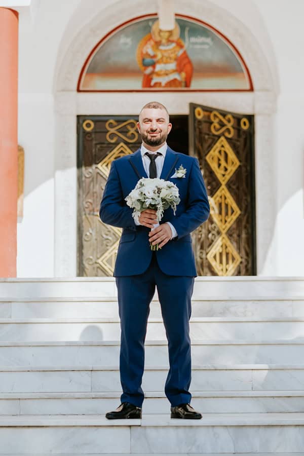 lovely-summer-wedding-thessaloniki-white-lisianthus-hydrangeas_04