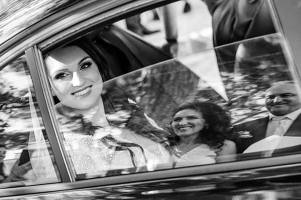lovely-summer-wedding-thessaloniki-white-lisianthus-hydrangeas_14x
