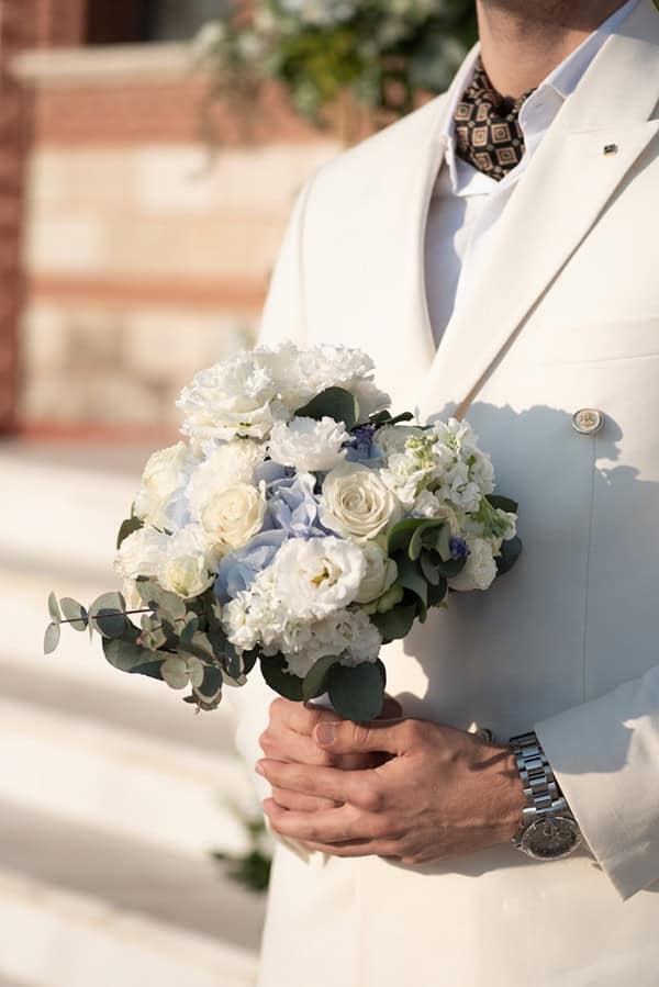 lovely-summer-wedding-thessaloniki-yellow-roses-chinoiserie-patterns_17