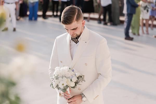 lovely-summer-wedding-thessaloniki-yellow-roses-chinoiserie-patterns_18