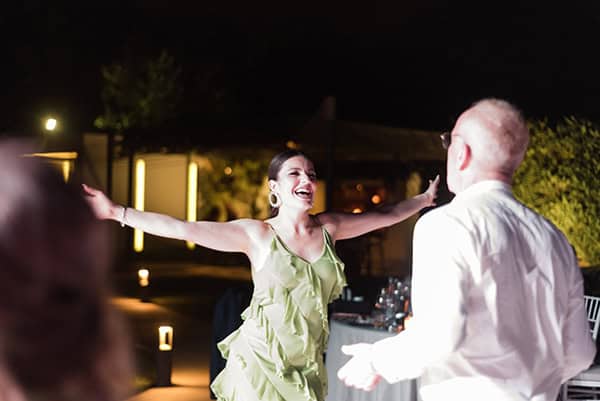 lovely-summer-wedding-thessaloniki-yellow-roses-chinoiserie-patterns_31