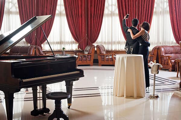 make-wedding-reception-unforgettable-experience-semeli-hotel_01