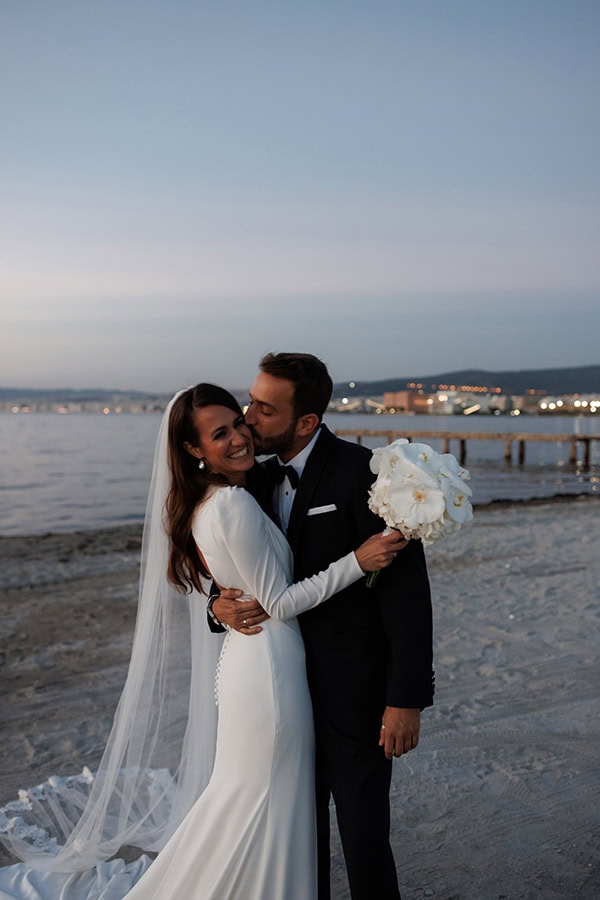 romantic-fall-wedding-thessaloniki-orchids-baby-breath_01