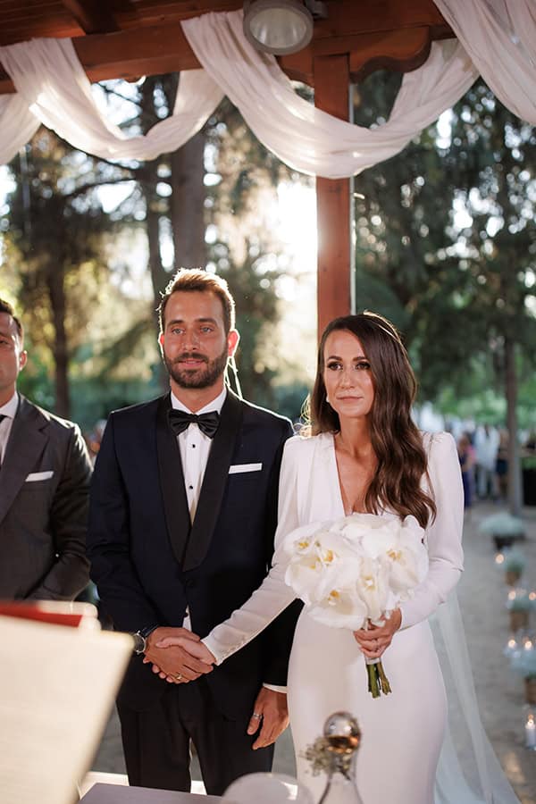 romantic-fall-wedding-thessaloniki-orchids-baby-breath_28