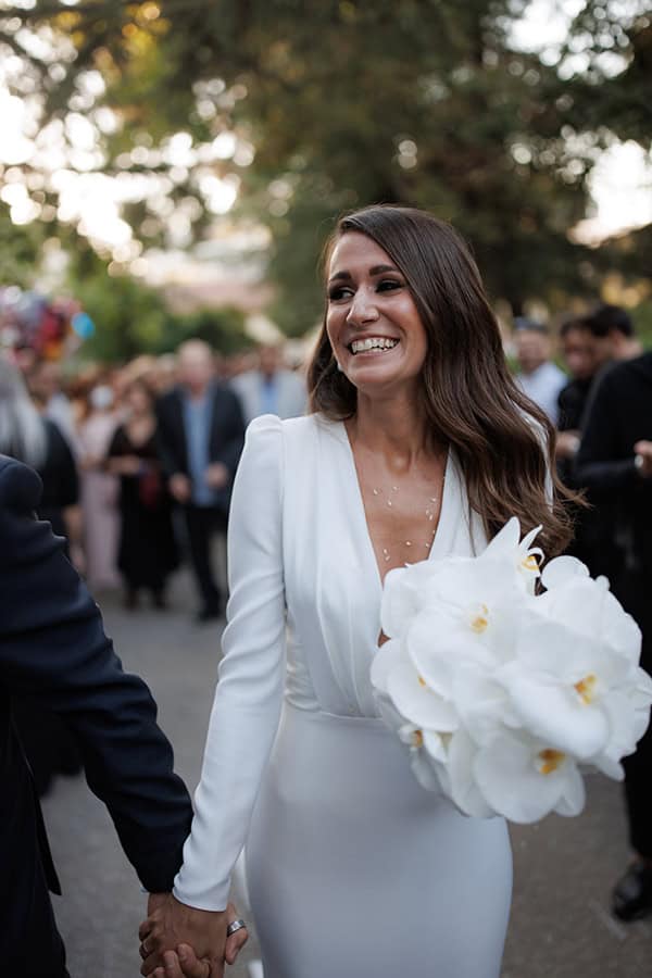 romantic-fall-wedding-thessaloniki-orchids-baby-breath_35z