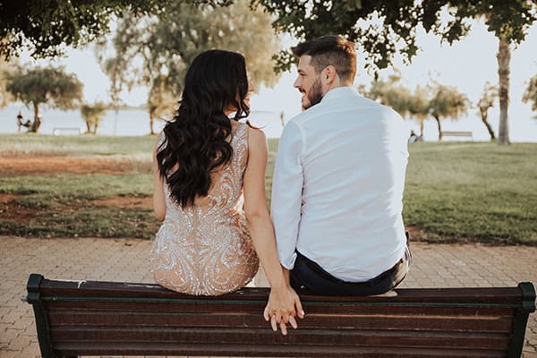 romantic-summer-wedding-athens-white-roses-baby-breaths_03x