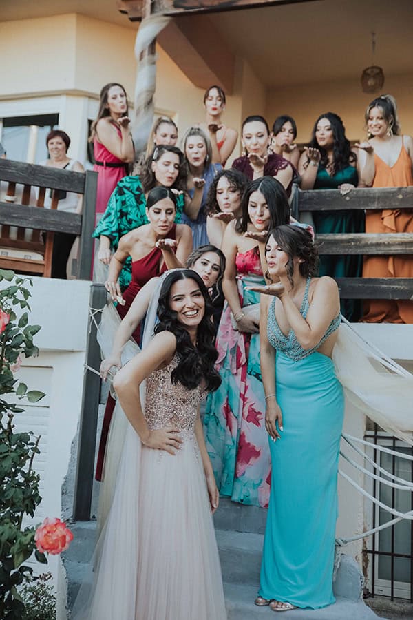 romantic-summer-wedding-athens-white-roses-baby-breaths_12