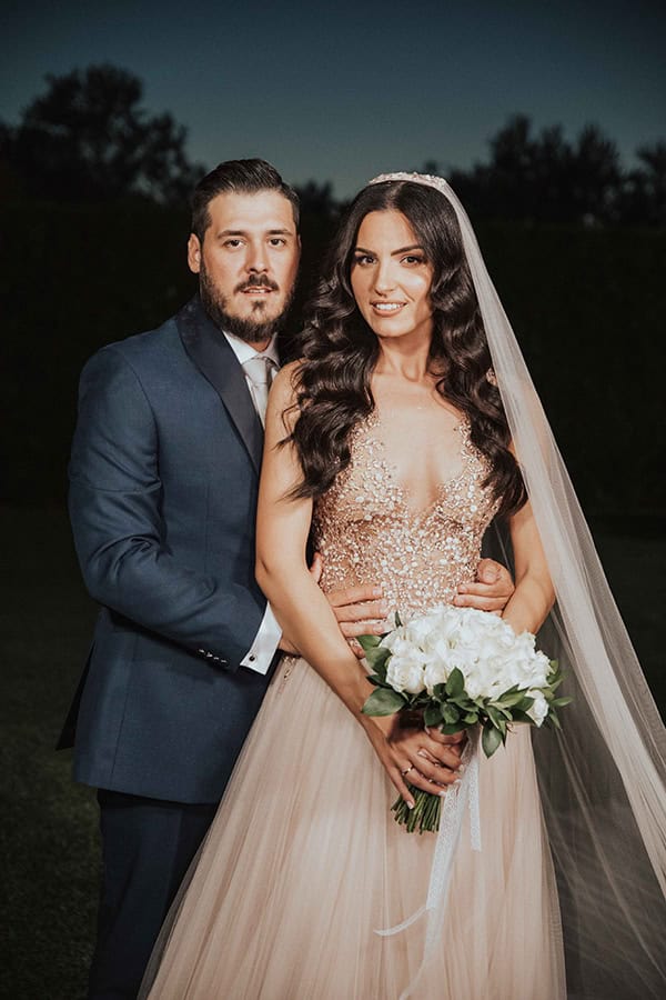 romantic-summer-wedding-athens-white-roses-baby-breaths_33