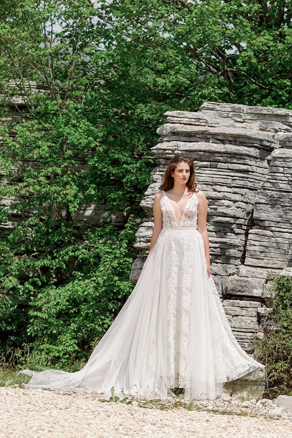 romantic-wedding-dresses-sophie-theodoraki-bridal_02