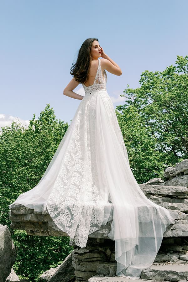 romantic-wedding-dresses-sophie-theodoraki-bridal_06