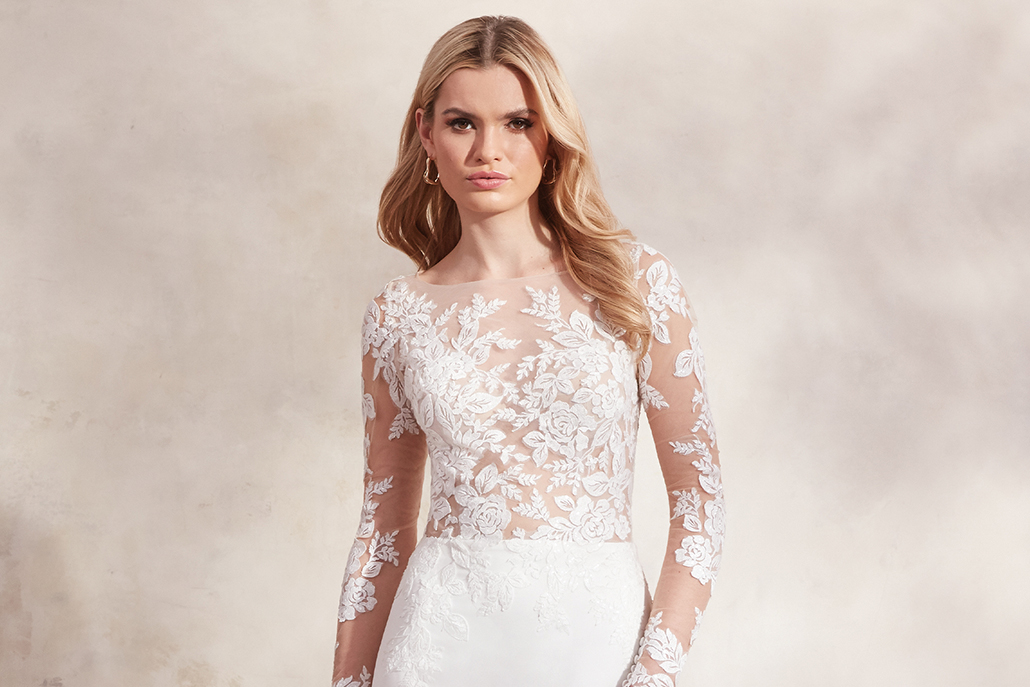 Stylish νυφικά φορέματα από τη συλλογή Adore του σχεδιαστή Justin Alexander