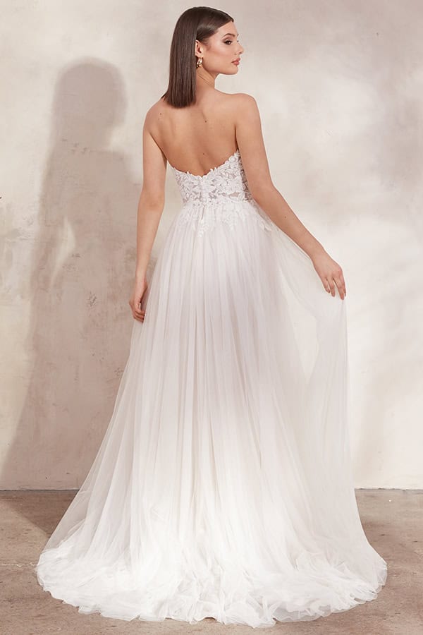 stylish-wedding-dresses-bridal-collection-adore-justin-alexander_21x