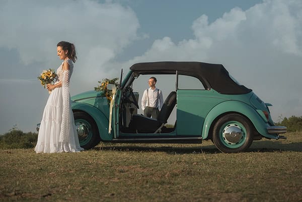 summer-wedding-katerini-pampas-grass-sunflowers_01w