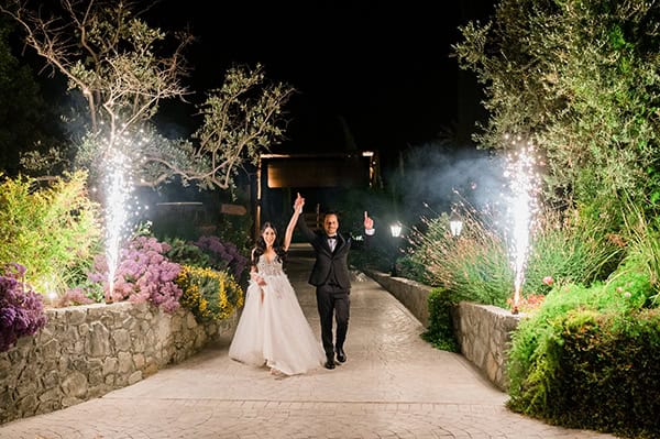 summer-wedding-nicosia-beautiful-florals-orchids-roses-white-coral-hues_52