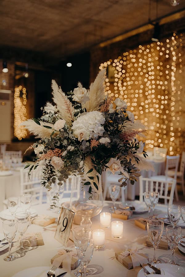 ultra-romantic-winter-wedding-thessaloniki-beautiful-florals-candles_25