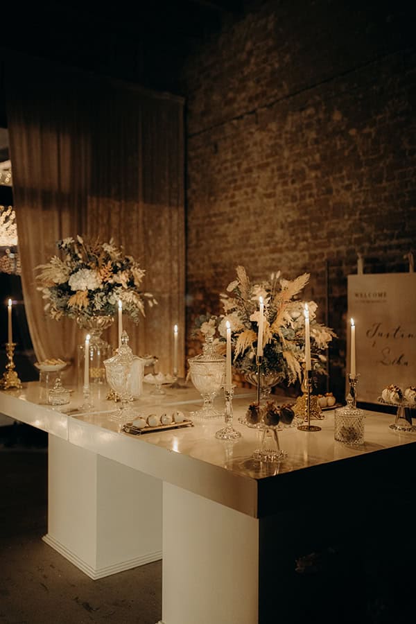 ultra-romantic-winter-wedding-thessaloniki-beautiful-florals-candles_27