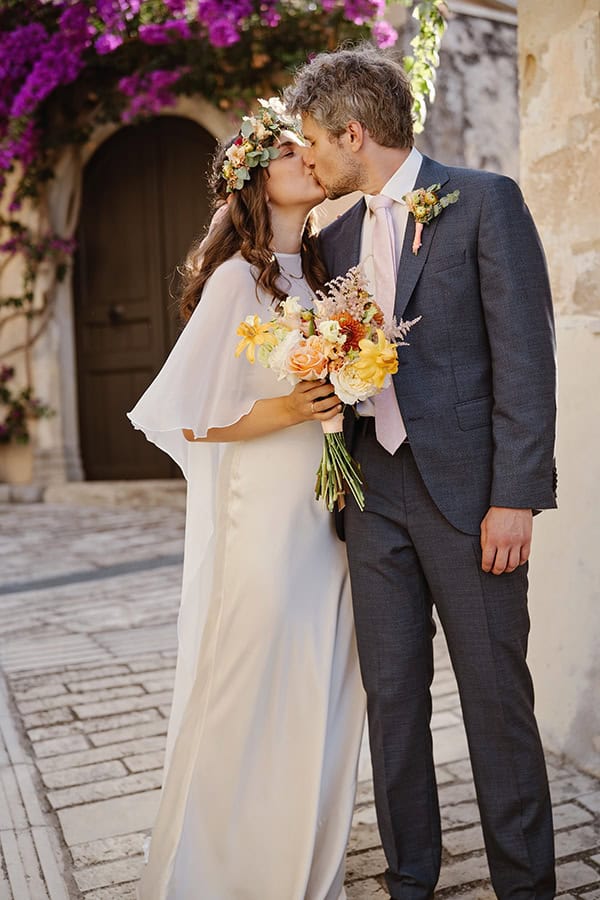 unique-summer-wedding-crete-terracota-tones_25