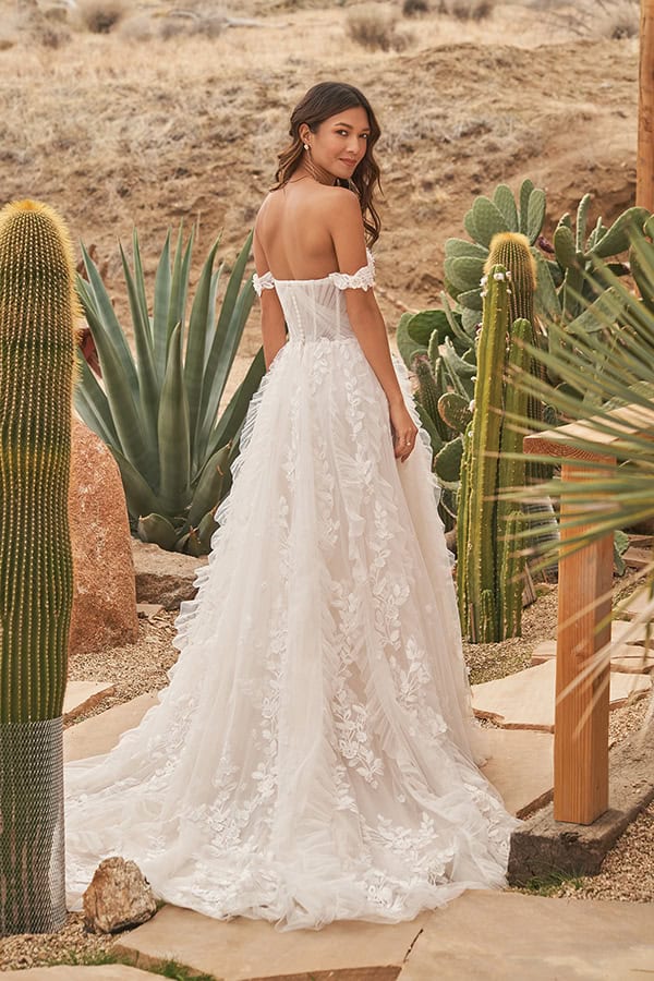 unique-wedding-dresses-justin-alexander-designer-lilian-west-spring-summer-2023-collection_20